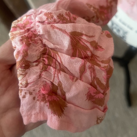 FREE PEOPLE HILLARY PINK FLORAL TOP LARGE - Picture 6 of 7